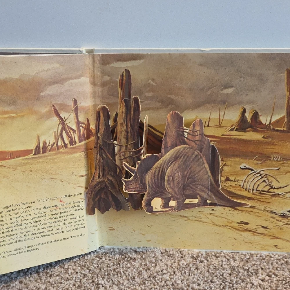 Vintage Pop Up Book - Dinosaurs A Lost World Pop-Up Book